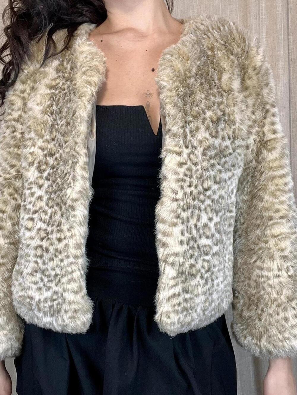 Leopard print faux fur cropped jacket